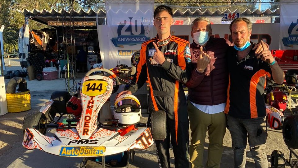 AGUSTIN CEJAS VOLVIÓ A TENER EL "1" CON EL CHASIS THUNDER