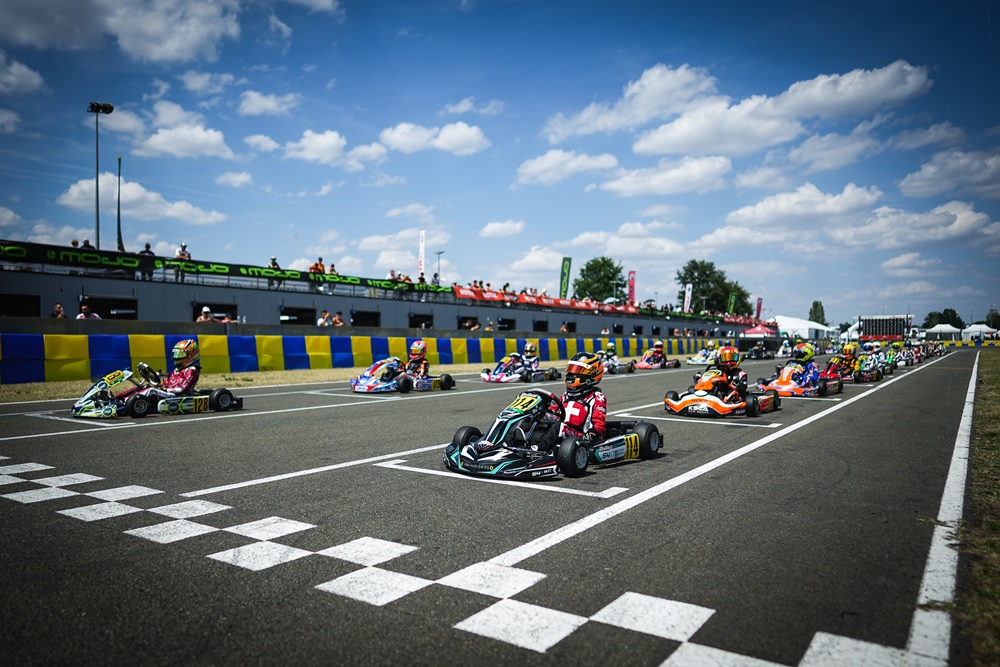 Rotax a la cabeza en la carrera del kart eléctrico